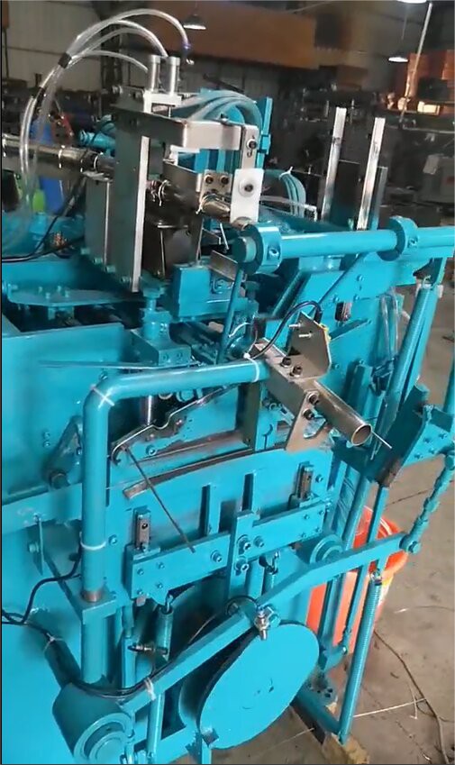 Gelatinized Coat Frame Molding And Welding Machine